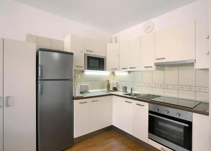 Precioso طوستا ديل سيلونثيو